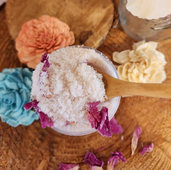Handmade Tickle Me Pink fizzy bath salts - Picture 2 of 5